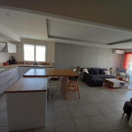 Appartement 1Er Etage, 66 M² لا سين سور مير المظهر الخارجي الصورة