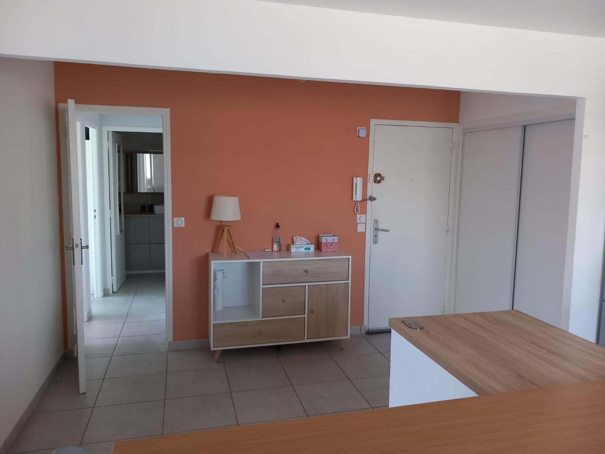 Appartement 1Er Etage, 66 M² لا سين سور مير المظهر الخارجي الصورة