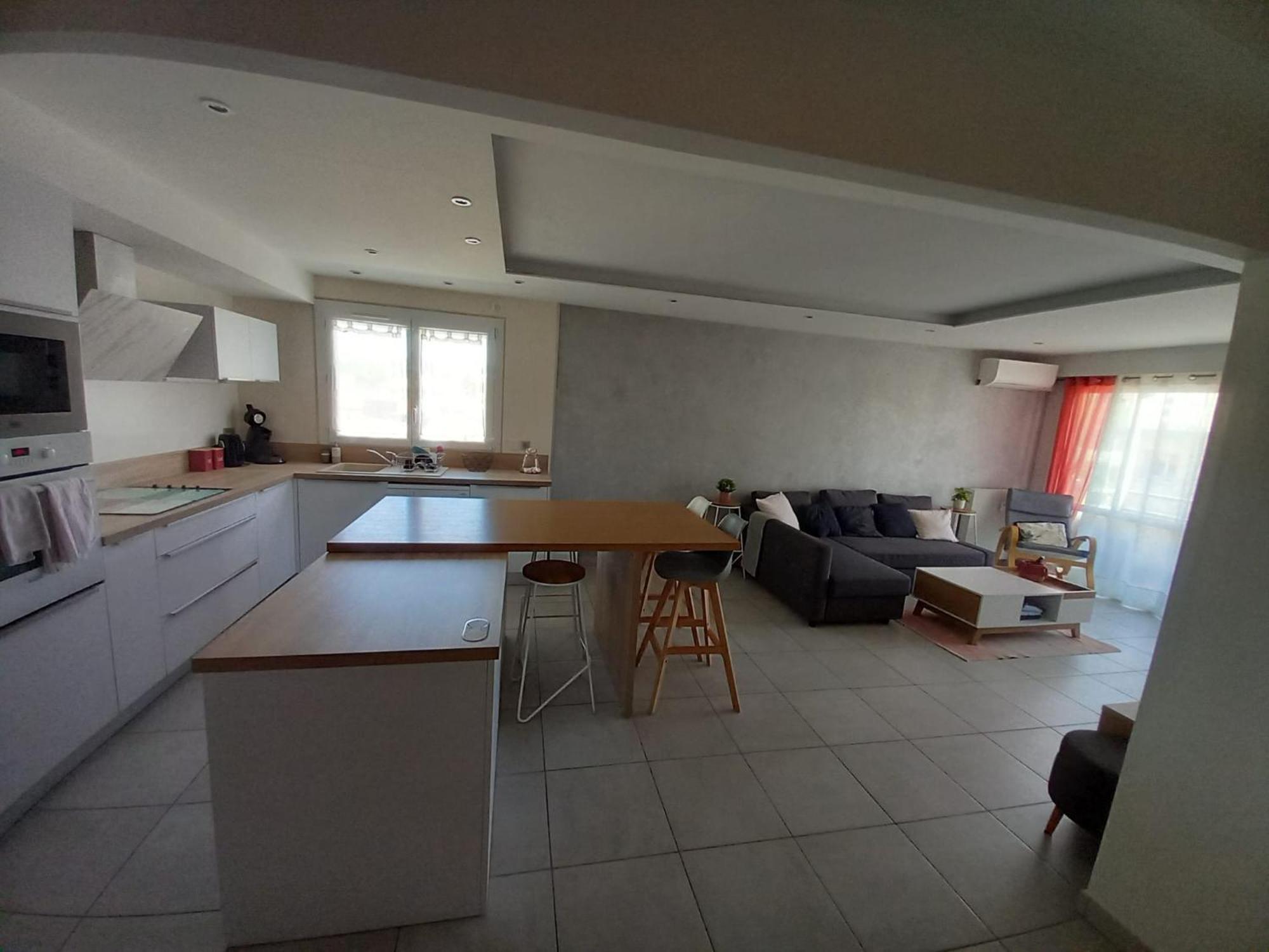 Appartement 1Er Etage, 66 M² لا سين سور مير المظهر الخارجي الصورة