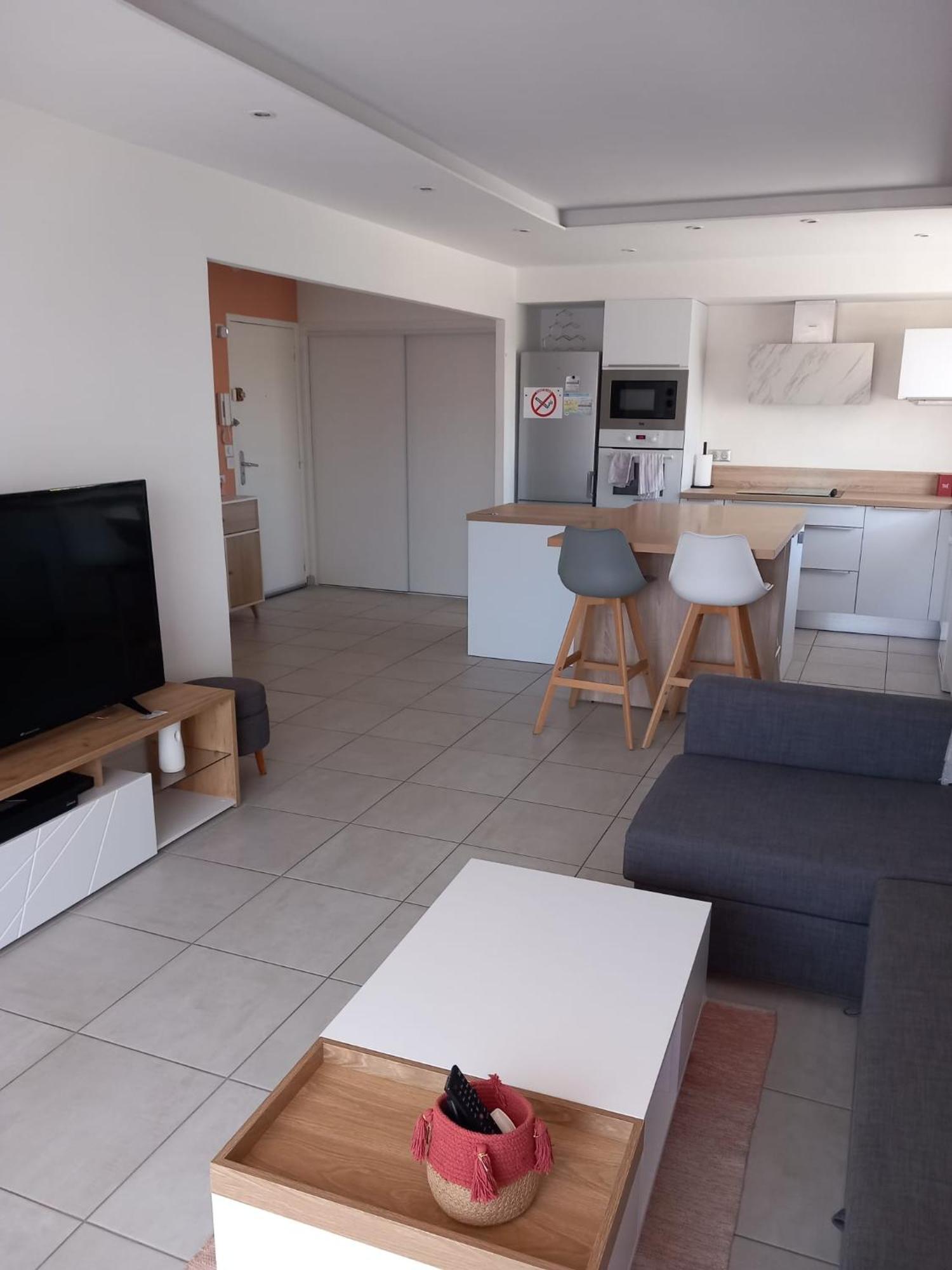 Appartement 1Er Etage, 66 M² لا سين سور مير المظهر الخارجي الصورة
